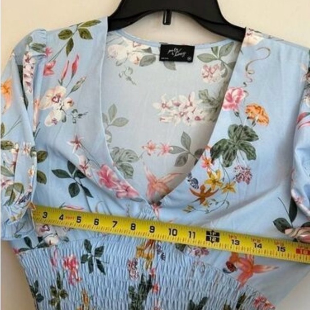 Milk & Honey Blue Floral bodycon and ruffled mini dress. Medium. NEW - Picture 2 of 8